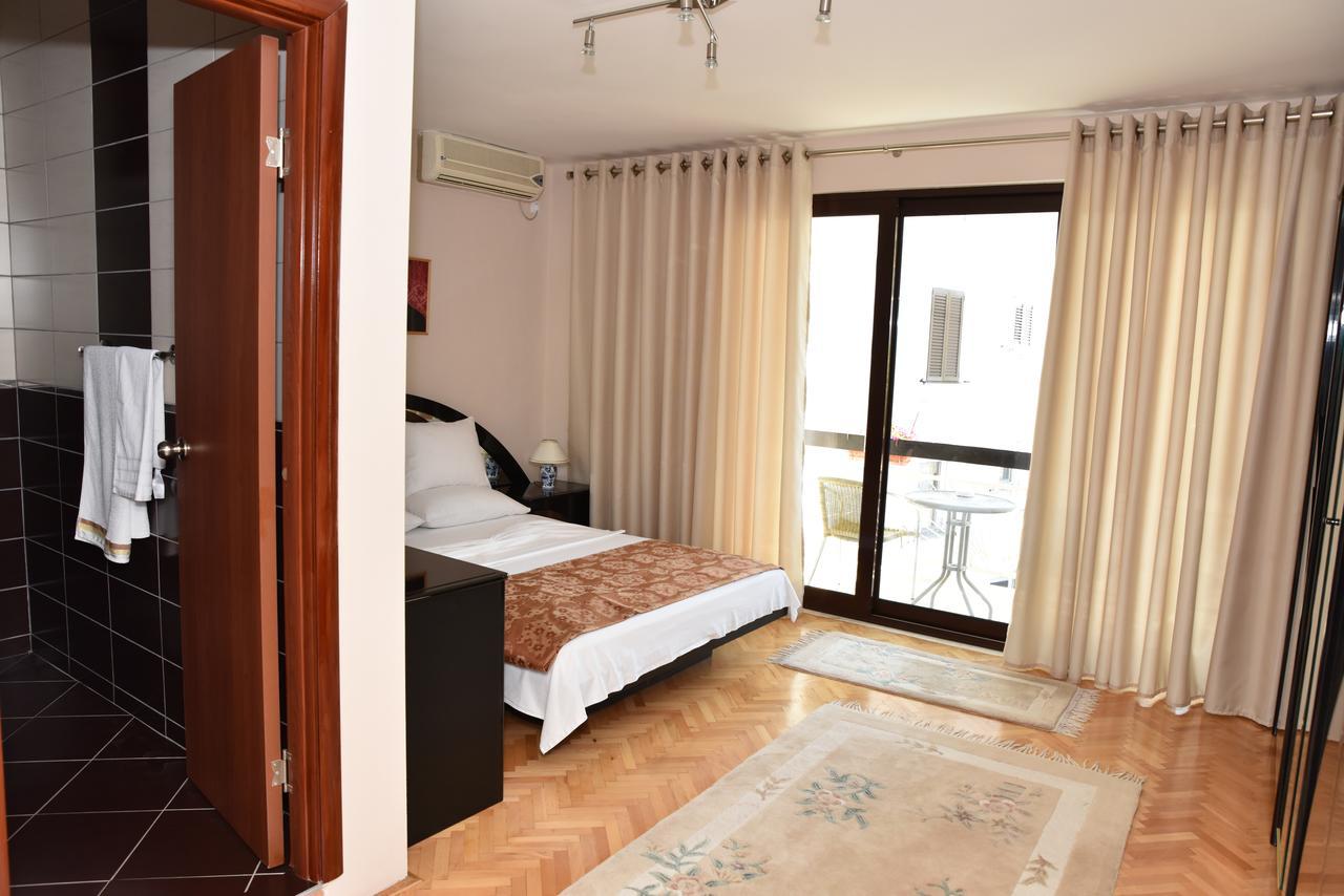 Guest House Evropa Ulcinj Exterior photo
