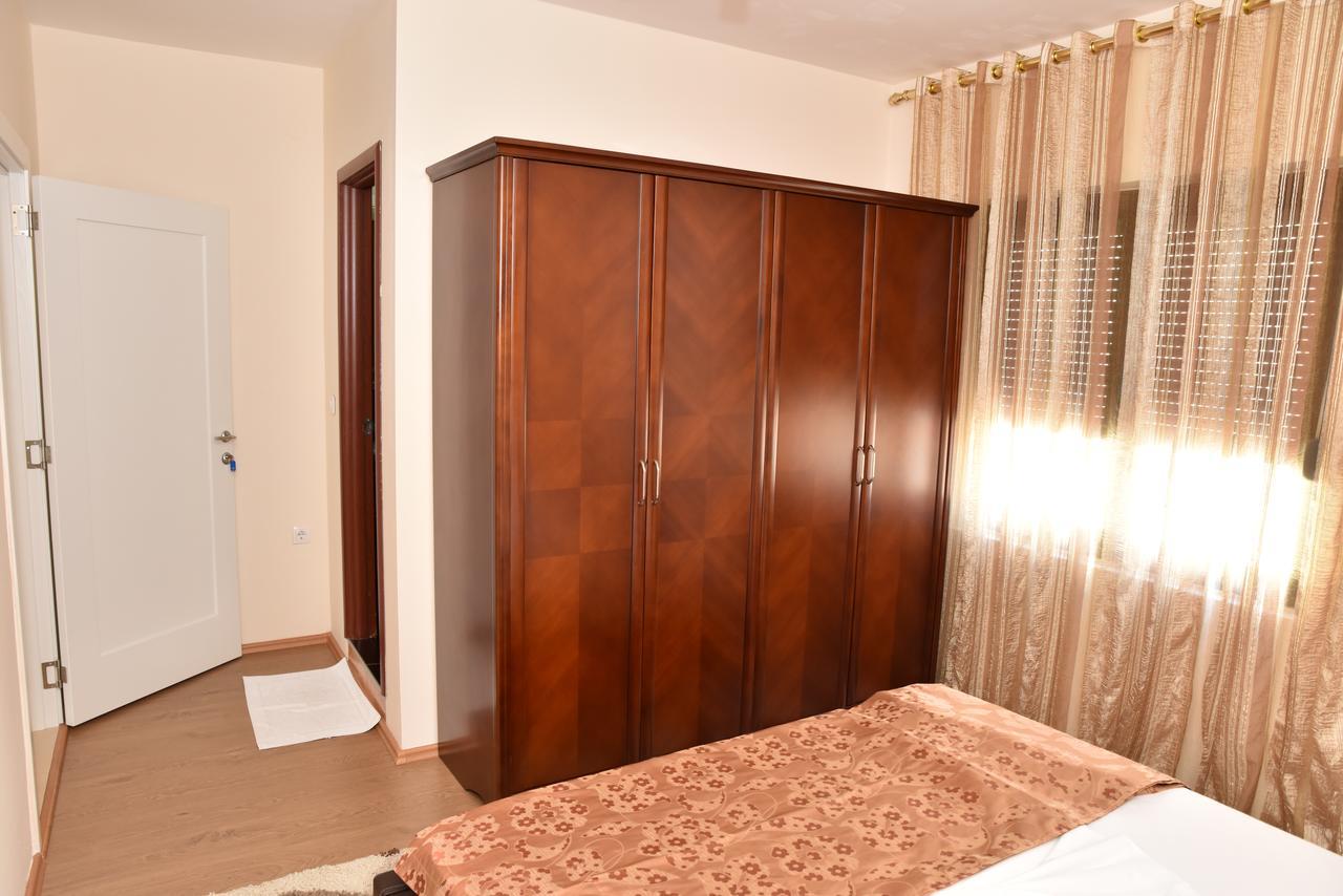 Guest House Evropa Ulcinj Exterior photo
